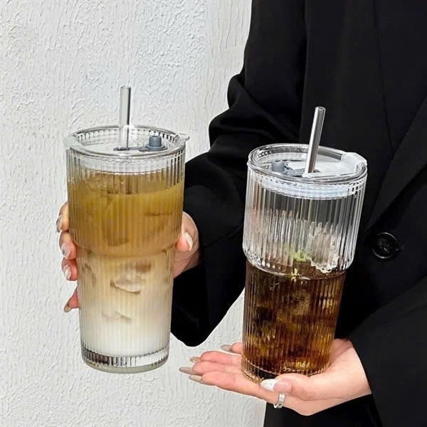Ly Thuỷ Tinh Kèm Ống Hút 600ml (Thùng 58)